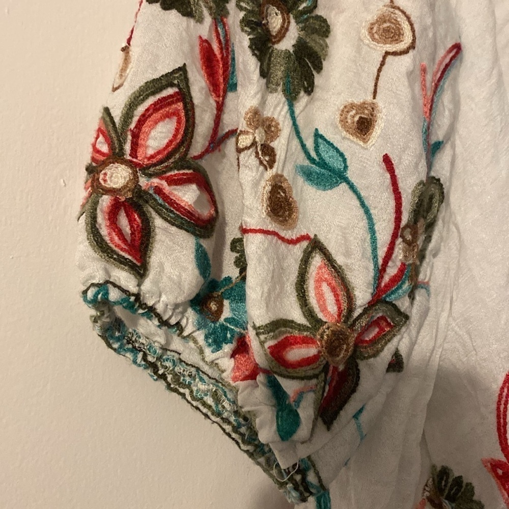 Blouse - Picture 2 of 5